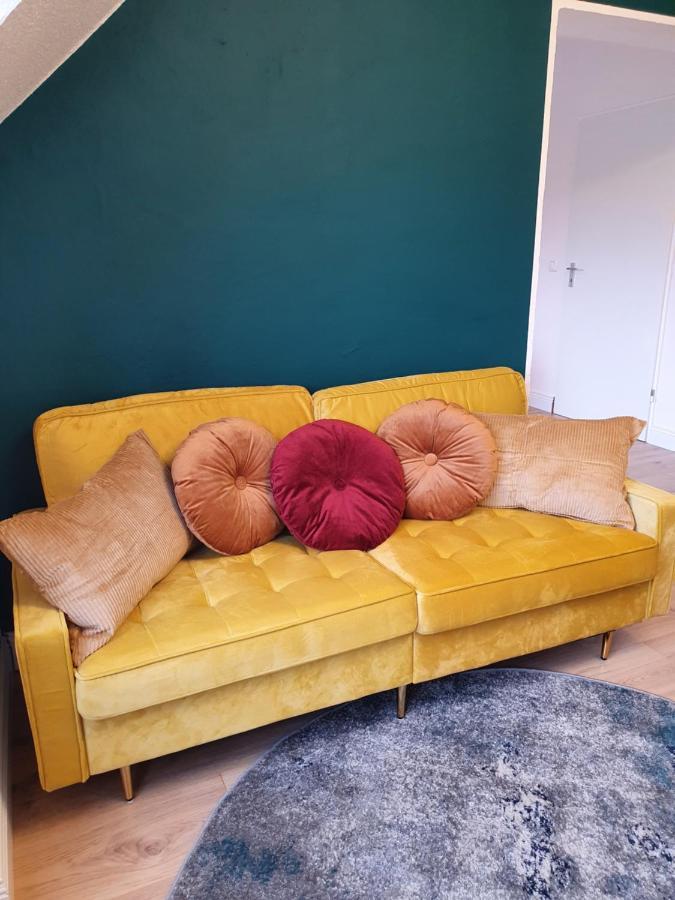 Melody Apartment Mit E-Ladesaeule Und Mobiler Klimaanlage Gelsenkirchen Esterno foto